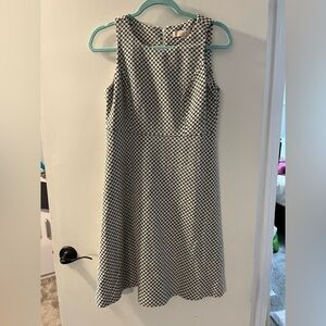 Sleeveless dress